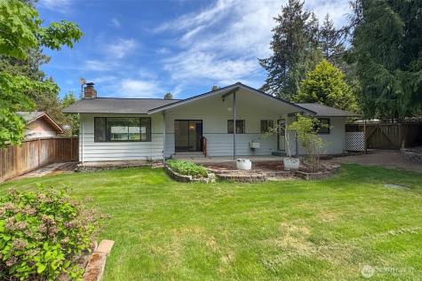370 Dungeness Meadows Sequim WA 98382