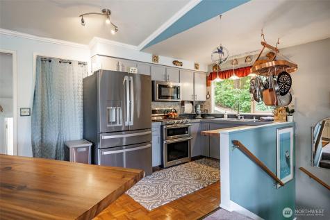 69 North Point Drive Bellingham WA 98229