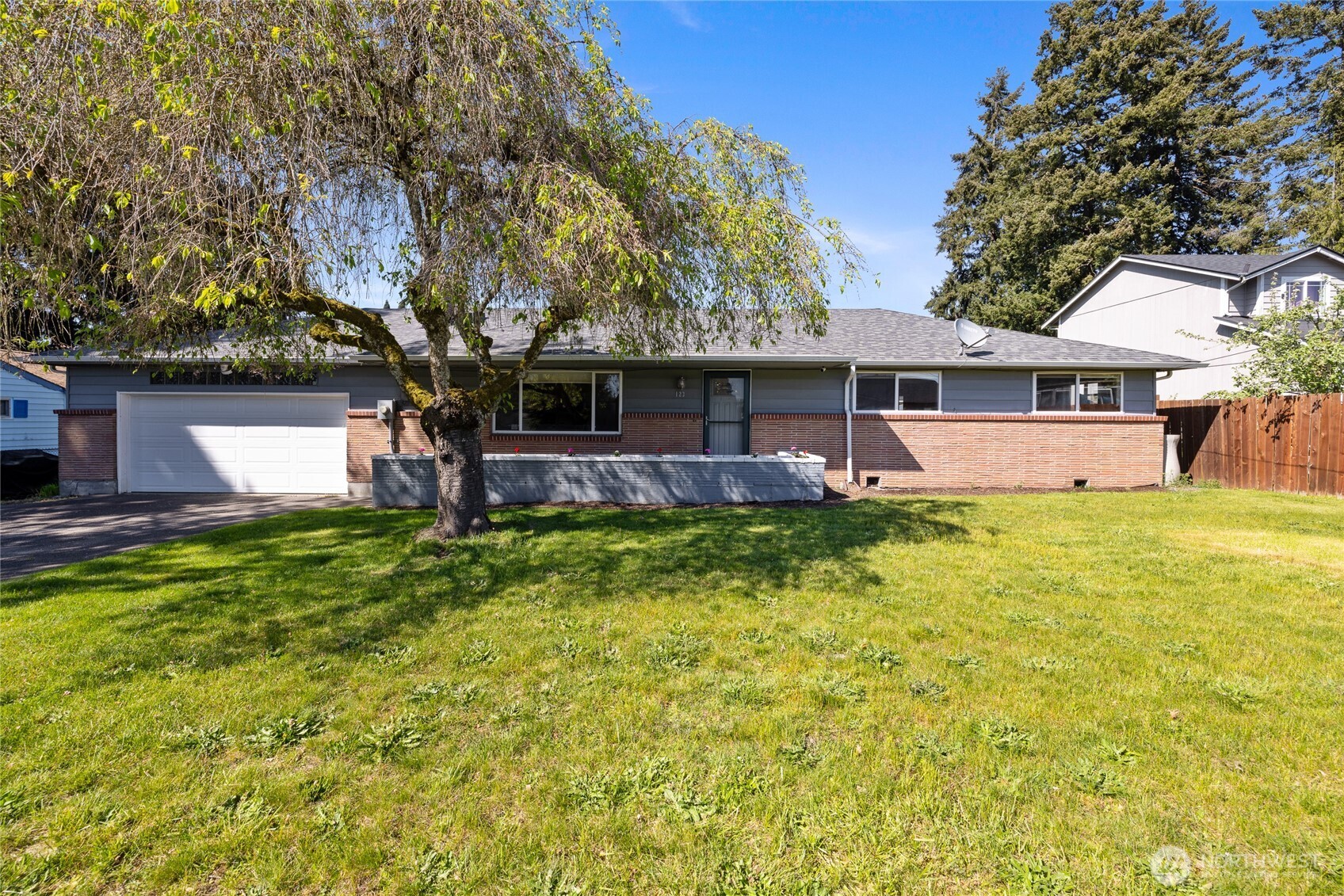 123 115th Street E Tacoma WA 98445