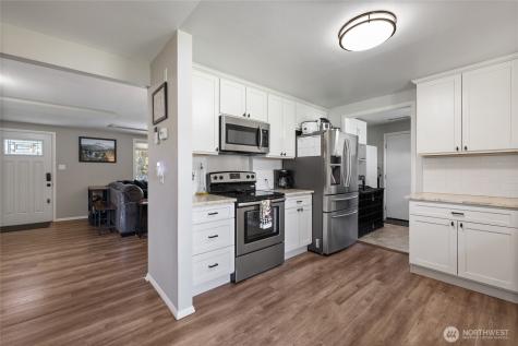 123 115th Street E Tacoma WA 98445