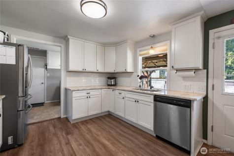 123 115th Street E Tacoma WA 98445