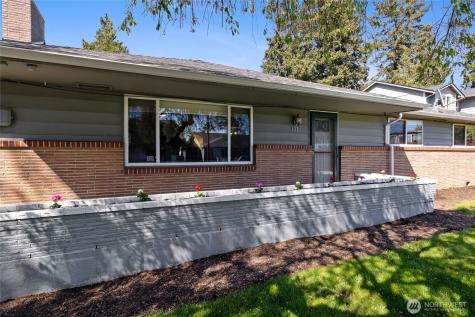 123 115th Street E Tacoma WA 98445