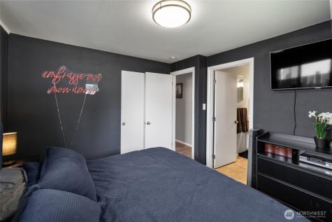 123 115th Street E Tacoma WA 98445