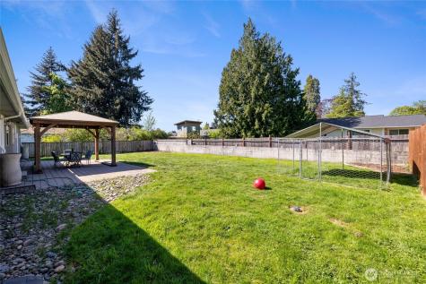 123 115th Street E Tacoma WA 98445