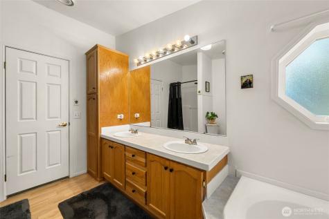 24502 Saddle Street Leavenworth WA 98826