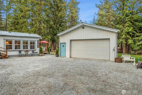 24502 Saddle Street Leavenworth WA 98826