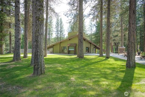 24502 Saddle Street Leavenworth WA 98826
