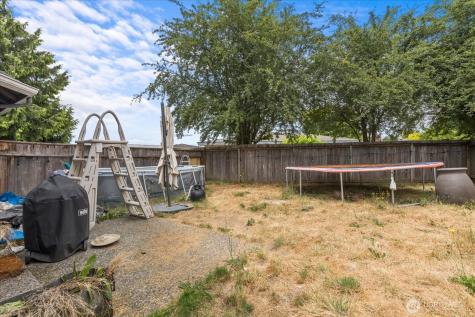 2826 NE 8th Street Renton WA 98056