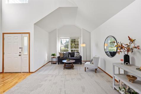 20165 Bue Rund Loop NE Poulsbo WA 98370