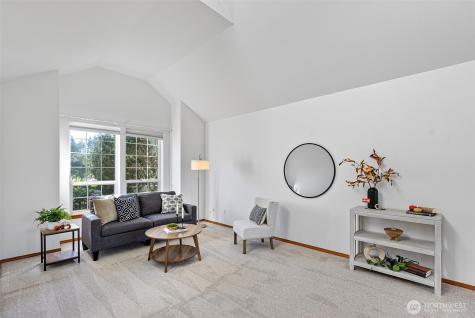 20165 Bue Rund Loop NE Poulsbo WA 98370