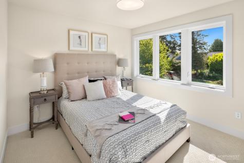 3250 29th Avenue W Seattle WA 98199