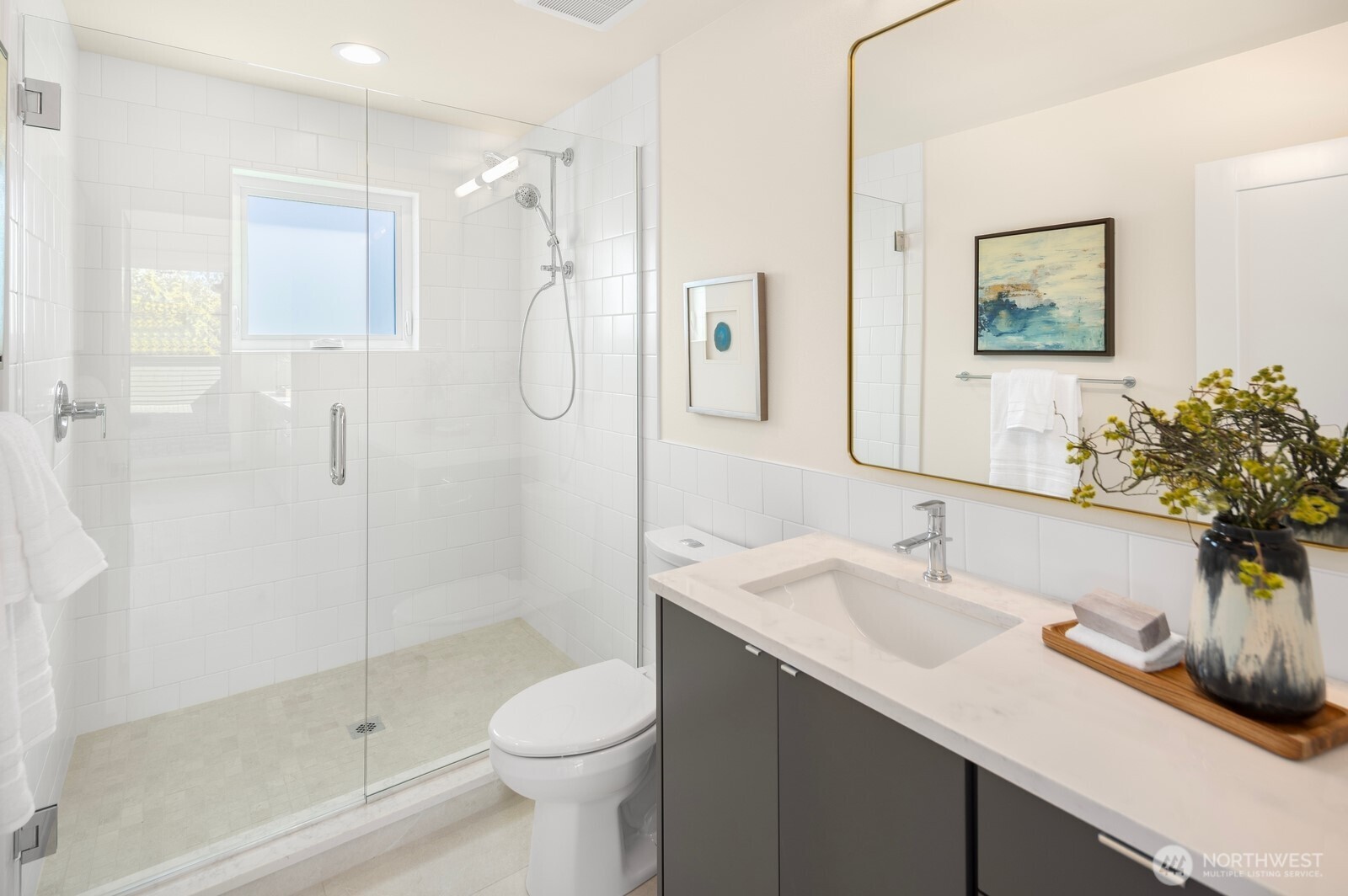 3250 29th Avenue W Seattle WA 98199