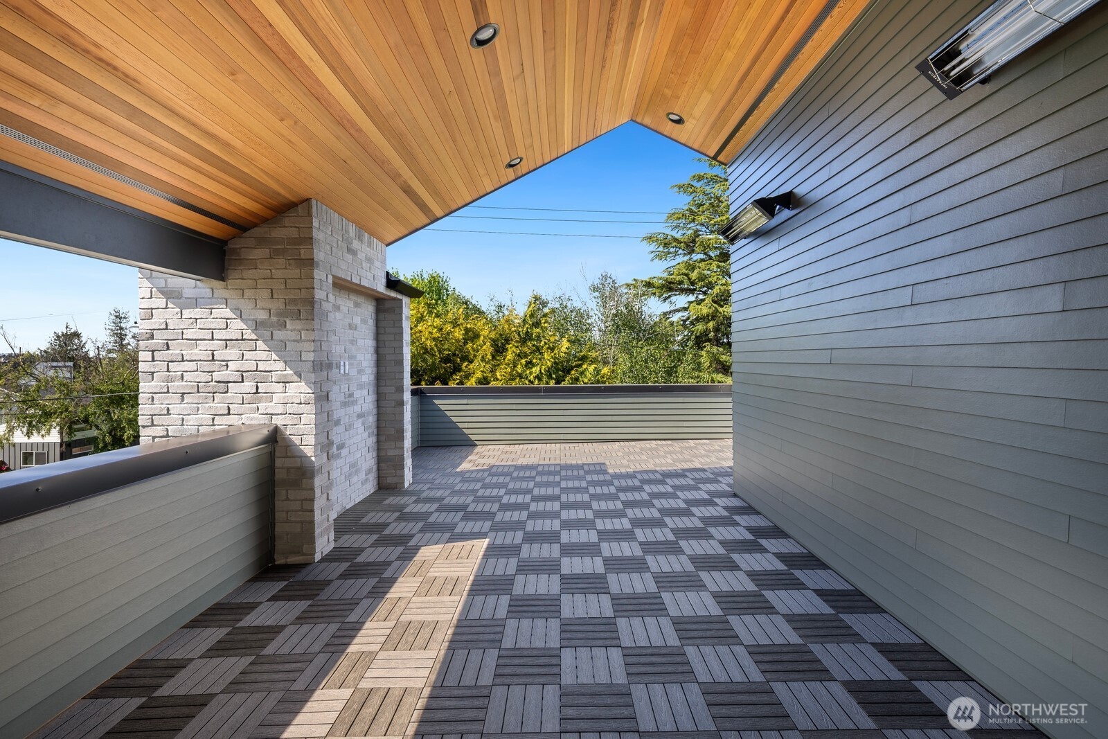 3250 29th Avenue W Seattle WA 98199