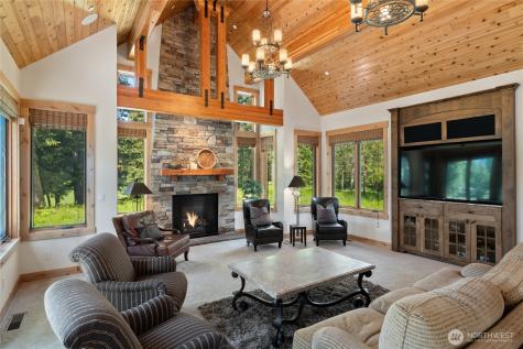 1531 Larkspur Loop Cle Elum WA 98922