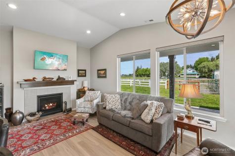 298 Roberson Road Woodland WA 98674