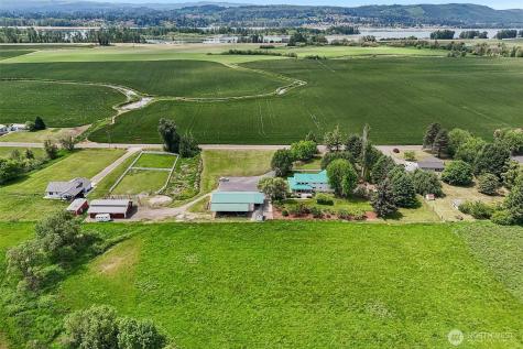 298 Roberson Road Woodland WA 98674