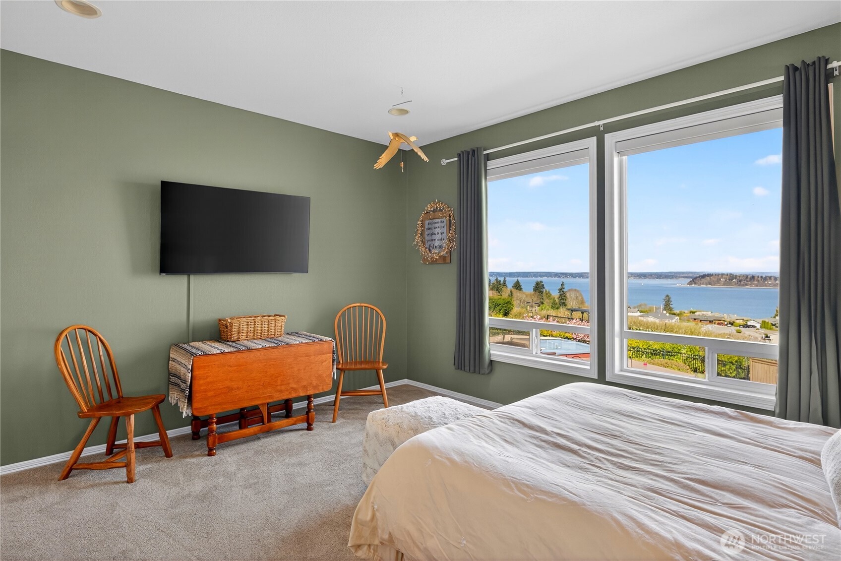4621 Tanner View Drive Clinton WA 98236