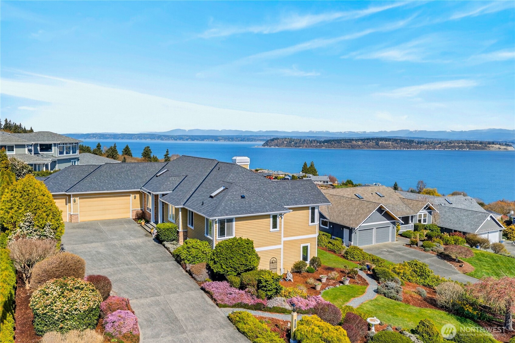 4621 Tanner View Drive Clinton WA 98236