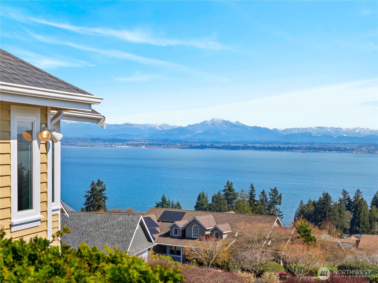 4621 Tanner View Drive Clinton WA 98236