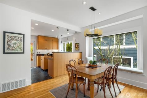 2621 2nd Avenue N Seattle WA 98109