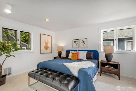 2621 2nd Avenue N Seattle WA 98109
