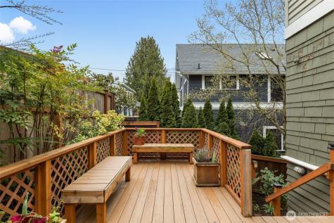 2621 2nd Avenue N Seattle WA 98109