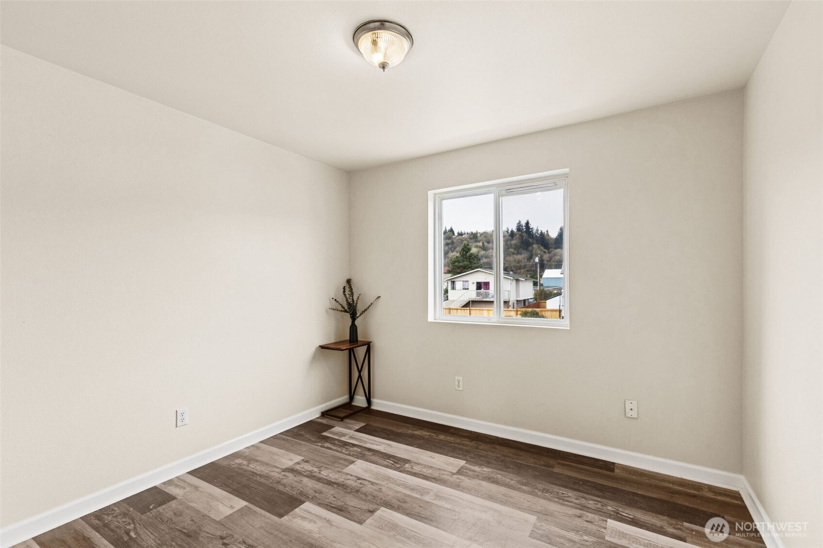 214 10th Avenue N Algona WA 98001