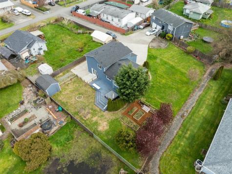 214 10th Avenue N Algona WA 98001