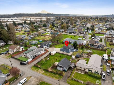 214 10th Avenue N Algona WA 98001