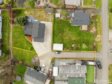 214 10th Avenue N Algona WA 98001