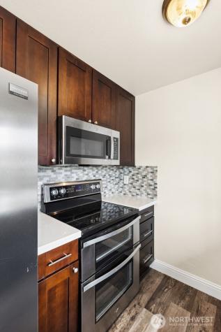 214 10th Avenue N Algona WA 98001