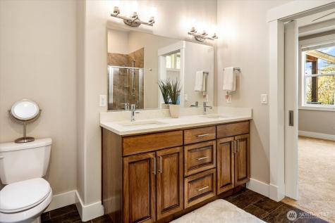 17722 E Lake Desire Drive SE Renton WA 98058
