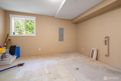 17722 E Lake Desire Drive SE Renton WA 98058