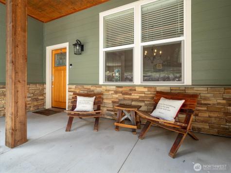 17722 E Lake Desire Drive SE Renton WA 98058