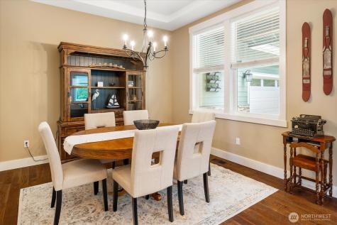 17722 E Lake Desire Drive SE Renton WA 98058