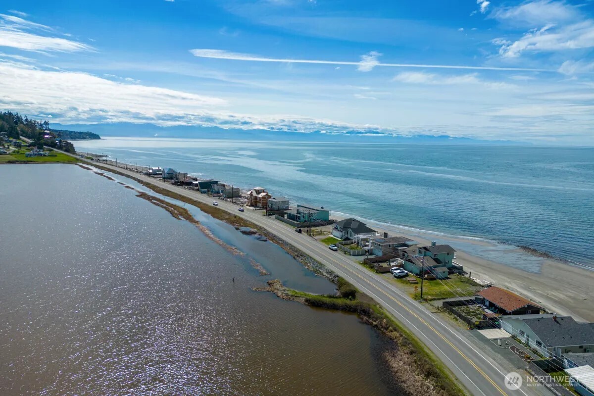 2585 West Beach Road Oak Harbor WA 98277