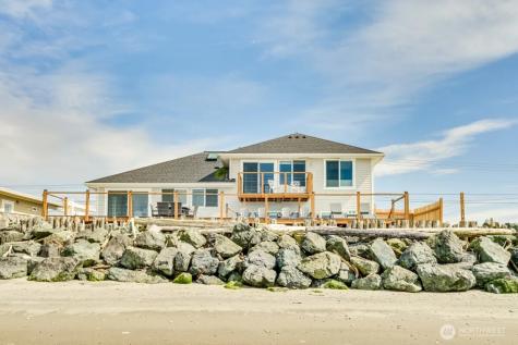 2585 West Beach Road Oak Harbor WA 98277