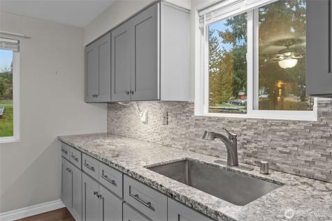 9901 59th Avenue Court E Puyallup WA 98373