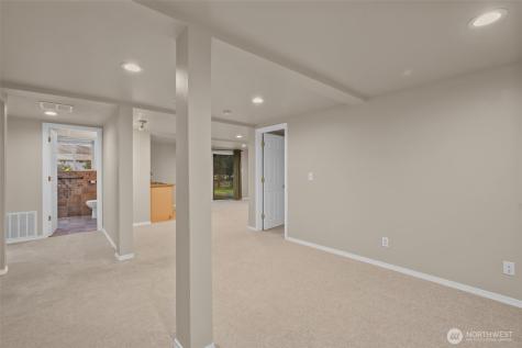 9901 59th Avenue Court E Puyallup WA 98373