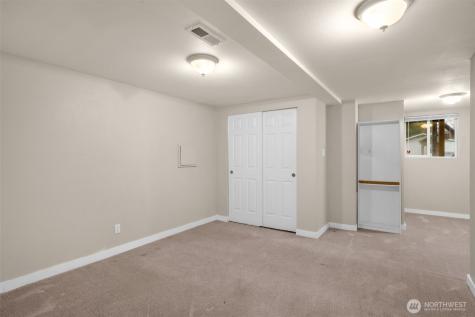 9901 59th Avenue Court E Puyallup WA 98373