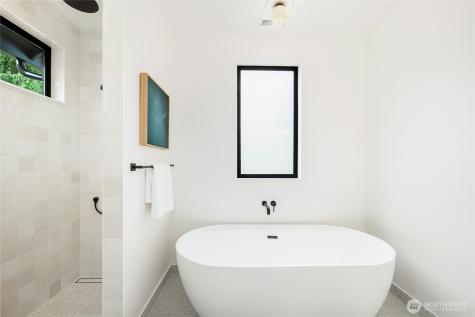 6816 128th Avenue NE Kirkland WA 98033