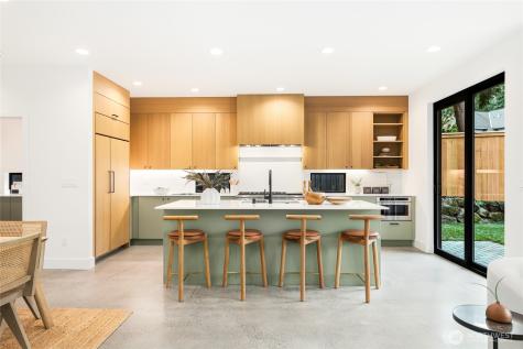 6816 128th Avenue NE Kirkland WA 98033