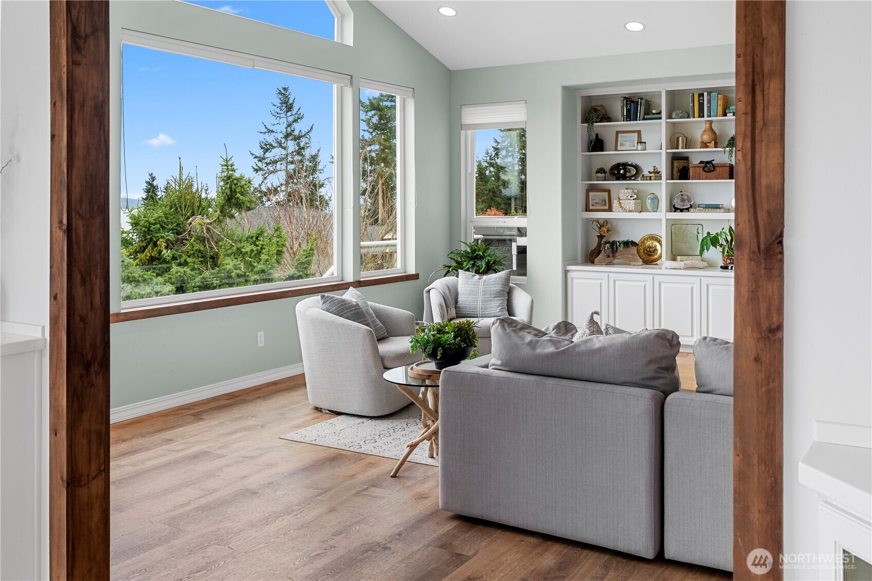 2411 SW Freund Street Oak Harbor WA 98277
