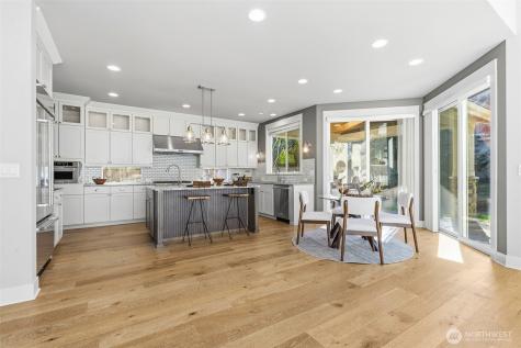 14003 NE 6th Place Bellevue WA 98007