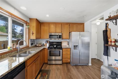 177 132nd Street E Tacoma WA 98445