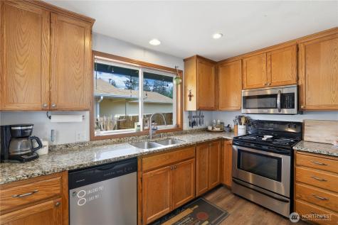 177 132nd Street E Tacoma WA 98445