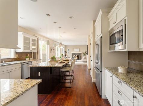 8718 NE 134th Street Kirkland WA 98034
