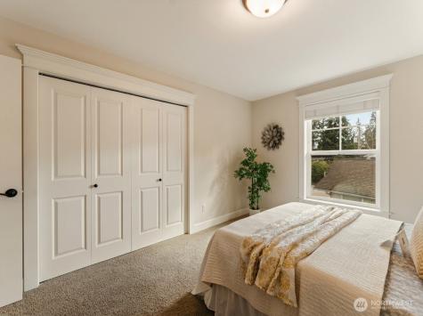 8718 NE 134th Street Kirkland WA 98034
