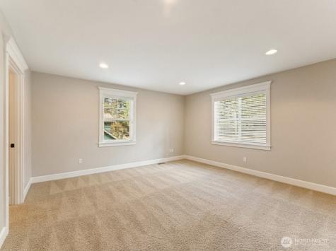 8718 NE 134th Street Kirkland WA 98034