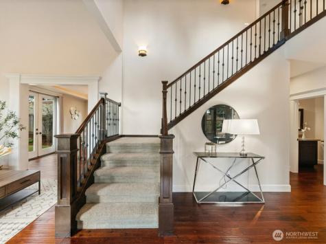8718 NE 134th Street Kirkland WA 98034